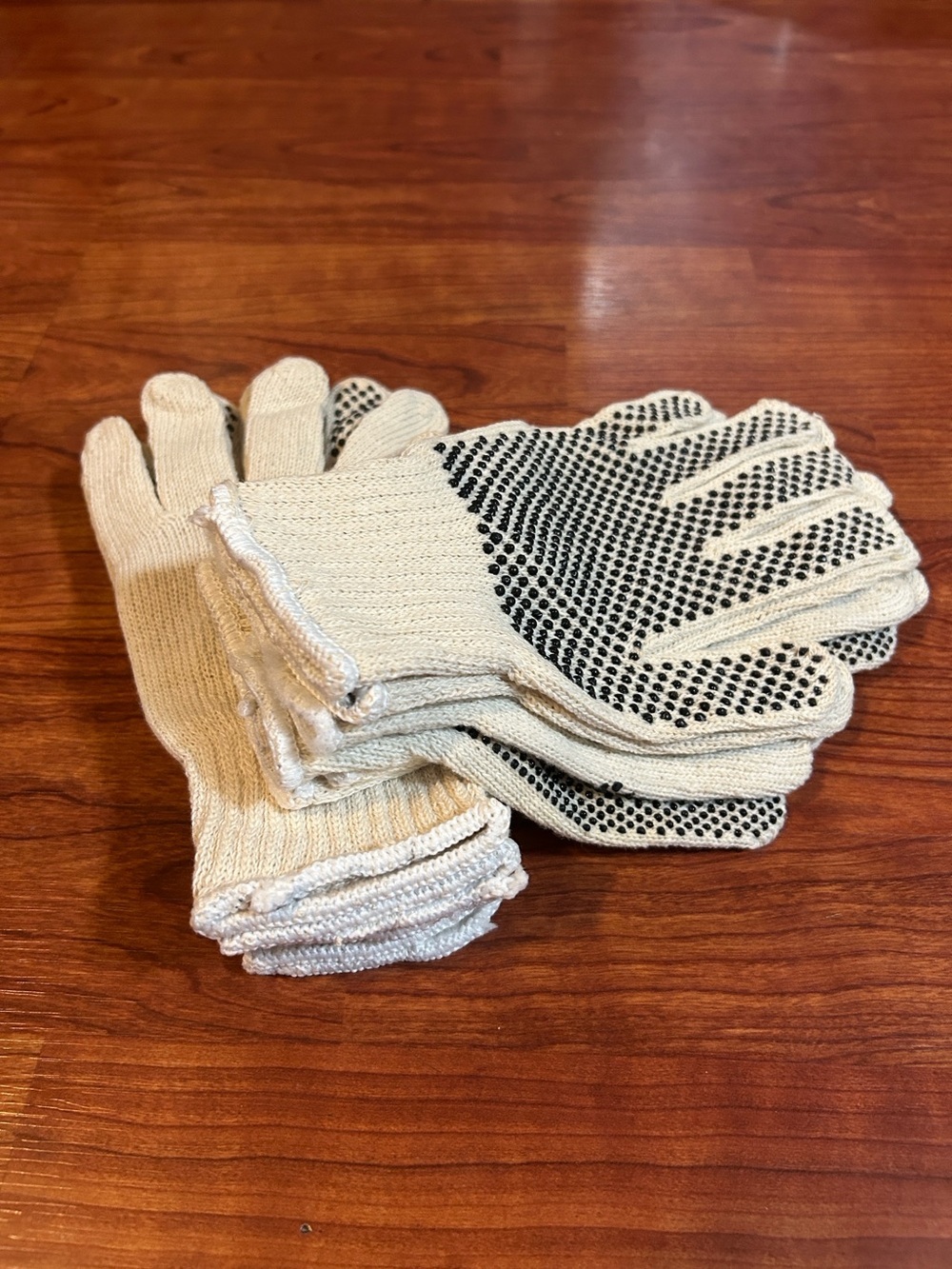 Bundle of 6 pairs Cloth Gloves